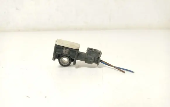 Mercedes-Benz A W176 Airbag deployment crash/impact sensor A1668210151