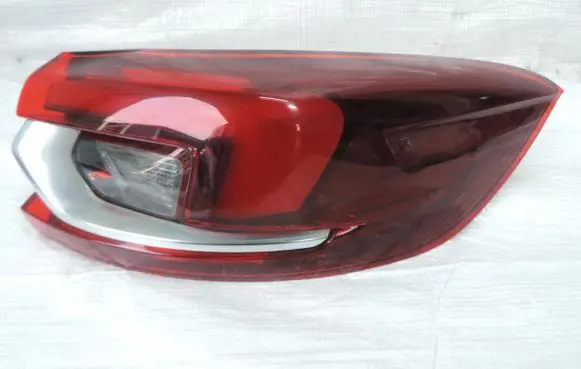 Opel Insignia B Rear/tail lights 39099113