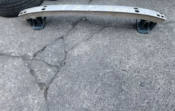 Toyota Avensis T250 Rear bumper support beam 