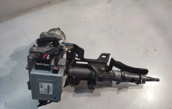 Steering wheel axle set