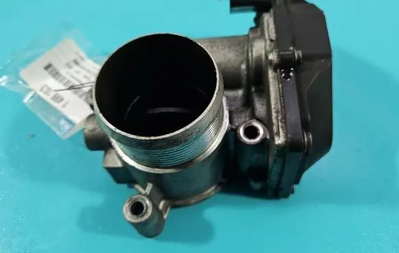 Volkswagen Tiguan Throttle body valve 03L128063AF IMPRK1499103
