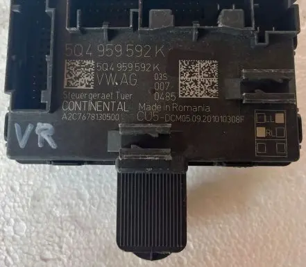 Audi A1 Door control unit/module 5Q4959592K