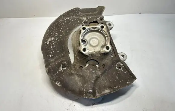 BMW 5 E60 E61 Front wheel hub spindle knuckle 6760953 31216760953