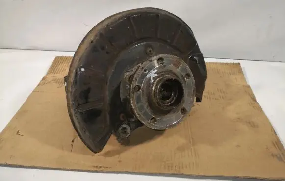 Volkswagen PASSAT B6 Front wheel hub spindle knuckle