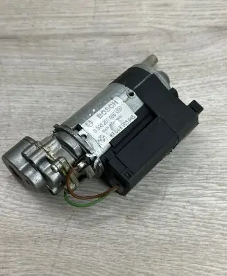 BMW X5 E53 Steering column adjust motor 0390201666 67646903946