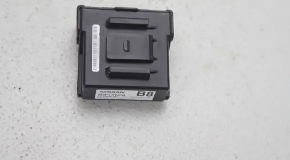 Nissan Qashqai Alarm control unit/module 284P1-HV81B