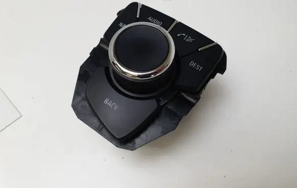 Opel Insignia A Head unit multimedia control 13310066