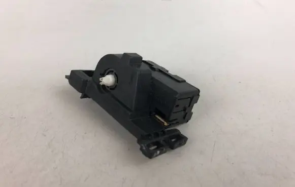 Skoda Superb B8 (3V) Headlight level adjustment motor 030785332205