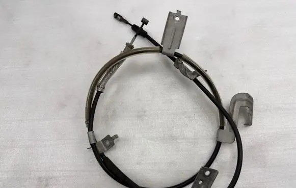 Ford Mustang VI Hand brake release cable MR3C2A635AA MR3C2A635