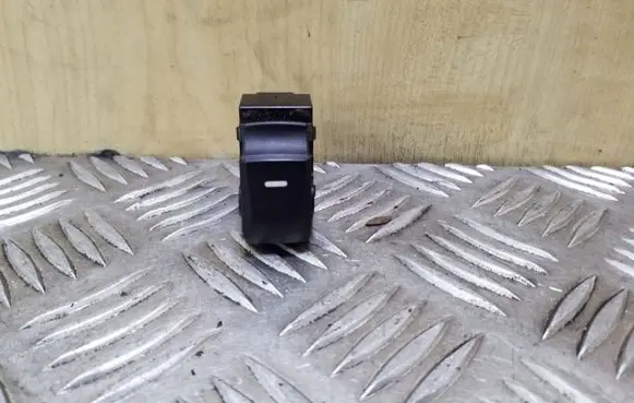 KIA Sportage Electric window control switch 935751H000