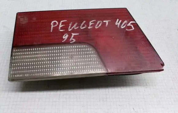 Peugeot 405 Tailgate rear/tail lights 0087041