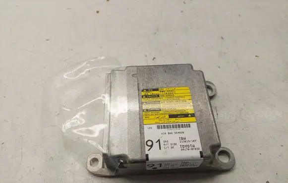 Toyota Corolla Verso AR10 Airbag control unit/module 891700F032 891700F031 213819107