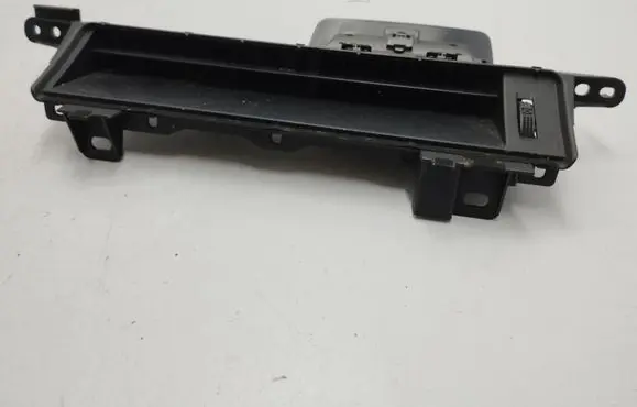 Toyota RAV 4 (XA40) Dash center air vent grill 5583342020