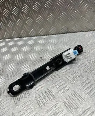 Hyundai Tucson TL Seat belt height adjuster 88890D7000