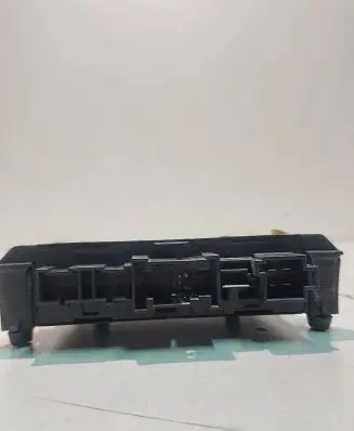 Mercedes-Benz E W210 Door control unit/module 2108207526