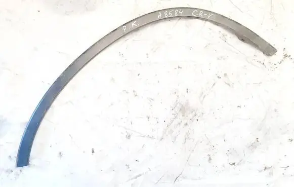 Honda CR-V Front arch trim 74165swwa001 74165-sww-a001