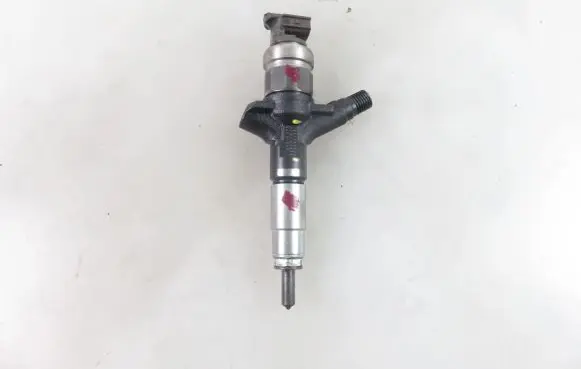 Subaru Legacy Fuel injector 16613AA020