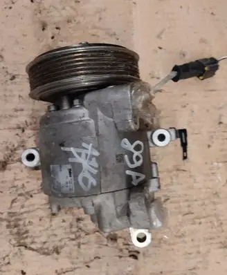 Renault Twingo III Air conditioning (A/C) compressor (pump) 