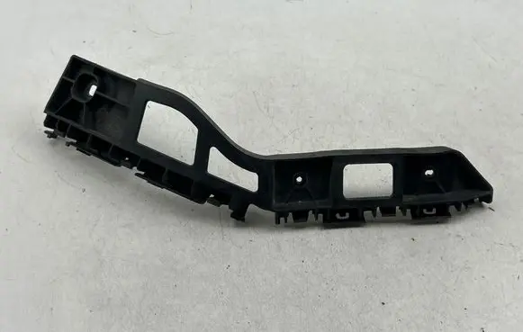 Volkswagen Polo V 6R Rear bumper mounting bracket 6R6807393A M8429