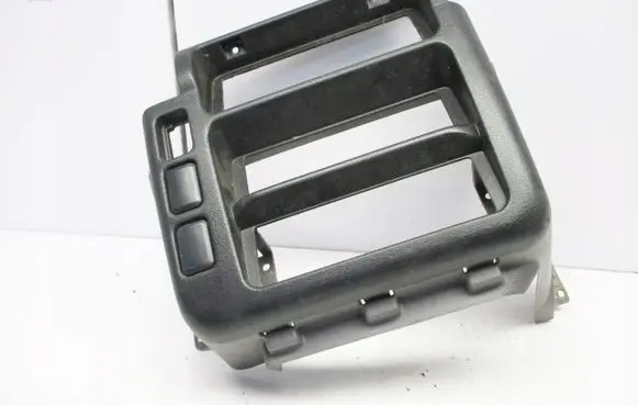 Nissan Serena Radio/GPS head unit trim 