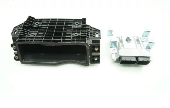 Suzuki Swift IV Engine control unit/module ECU 33910-69T00MK9