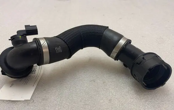 Jaguar E-Pace Engine coolant pipe/hose