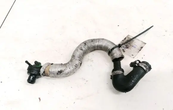 Audi A6 S6 C5 4B Engine coolant pipe/hose