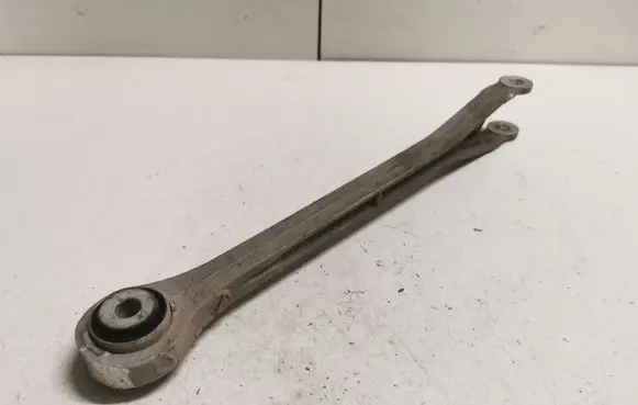 Dodge Challenger Rear control arm 68210633AA