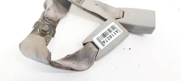 Nissan X-Trail T30 Rear seatbelt buckle 