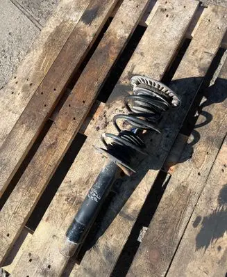 BMW 1 F20 F21 Front shock absorber/damper 6850357