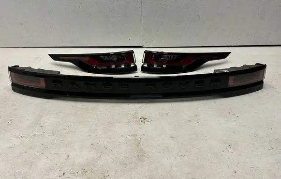 Land Rover Range Rover Velar Rear/tail lights 