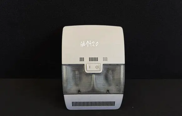 Audi A3 S3 8P Front seat light 8E0947565