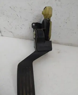 Ford Focus Accelerator throttle pedal 3M519F836AD