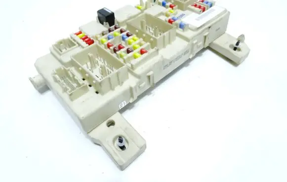 Ford Kuga I Fuse module 7M5T14A073JG R19F1115AF137