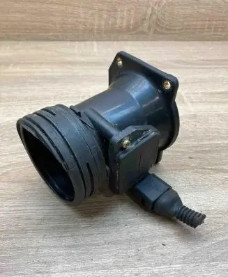 Volkswagen PASSAT B5 Mass air flow meter AMMQ19663
