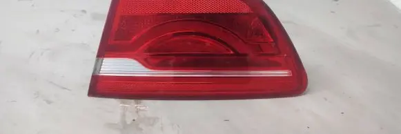 Tailgate rear/tail lights