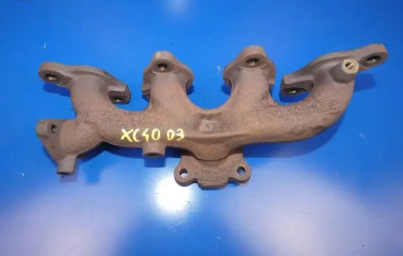 Volvo XC40 Exhaust manifold 31380132