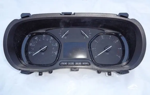 Speedometer (instrument cluster)