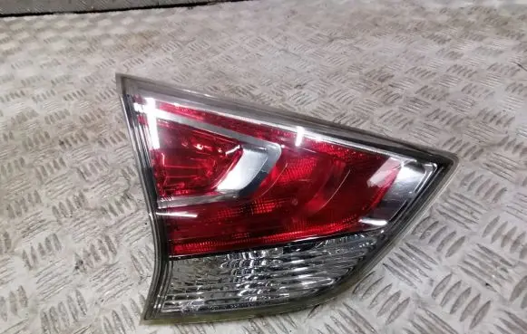 Nissan X-Trail T32 Rear/tail lights