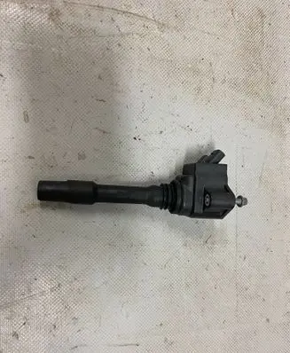 BMW X3 G01 High voltage ignition coil 8643360