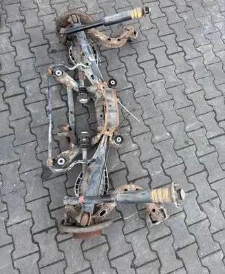 BMW 3 E46 Rear axle beam 7104562