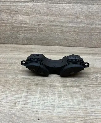 Ford Focus Air conditioning/heating control unit YS4T19A945BA