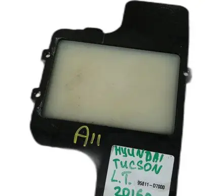 Hyundai Tucson TL Trunk lid opening control unit 95811-D7000