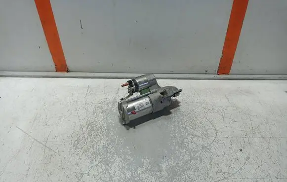 Ford Focus Starter motor JX6T11000DA