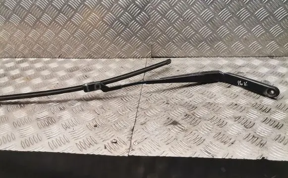 Volkswagen PASSAT B6 Front wiper blade arm 3c1955409c