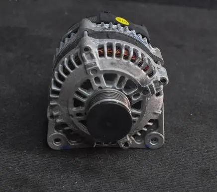 Audi Q5 SQ5 Generator/alternator 03L903016