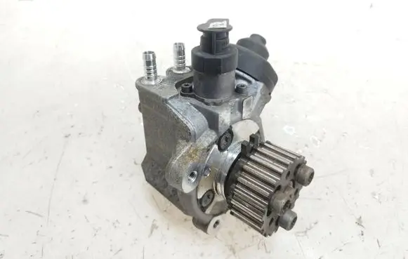 Audi Q5 SQ5 Fuel injection high pressure pump 03L130755AC 0445010529 02290810