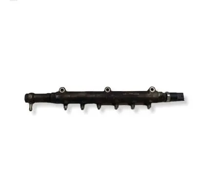 Volvo V70 Fuel main line pipe 8658252 0445215010 0281002527