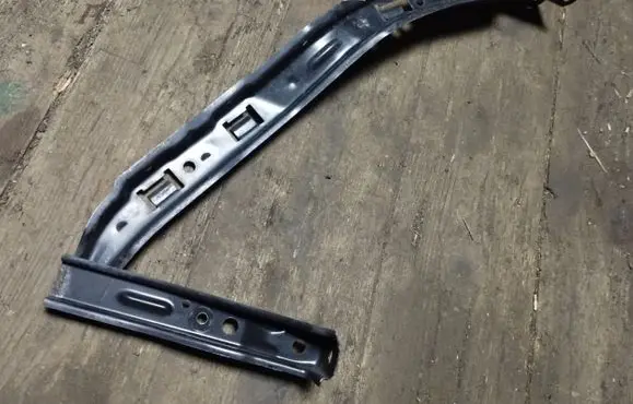 Honda Civic Headlight/headlamp mounting bracket