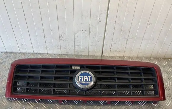 Fiat Doblo Front grill 735395576
